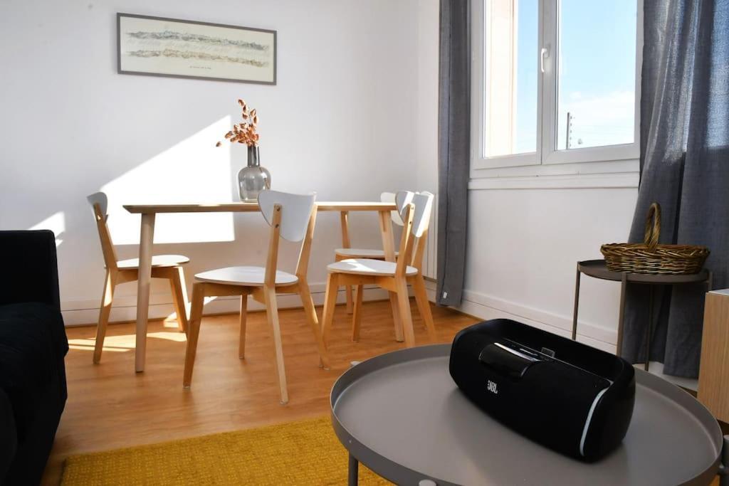 Vue Pyreneenne Elegante Avec 2 Chambres Тарб Экстерьер фото
